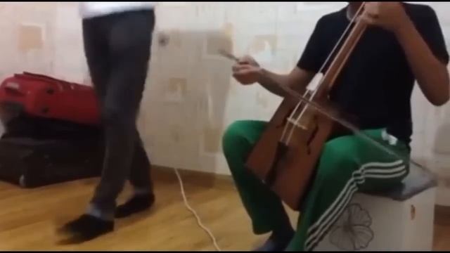 Tez Cadey-Seve - Konijnendans - Morin Khuur смотреть онлайн