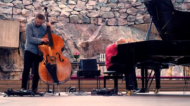 Two Moons concert #40 with Sid Hille (piano) & Jori Huhtala (bass) смотреть онлайн