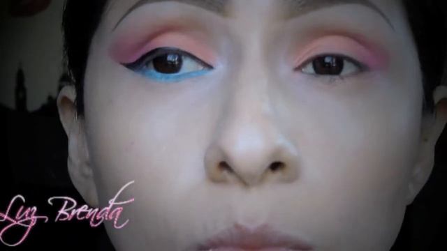 Maquillaje en tono coral смотреть онлайн