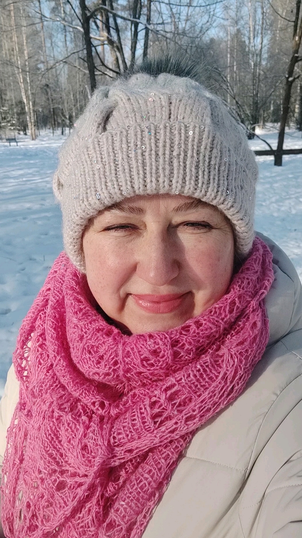 Шаль от Иры Артышко ﻿@О жизни с любовью﻿ выгуливаю 18 февраля 2025 года, -18, Заволжский парк смотреть онлайн