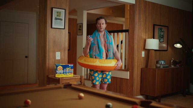 Pool Party - Obviously - Lipton Hard Iced Tea смотреть онлайн