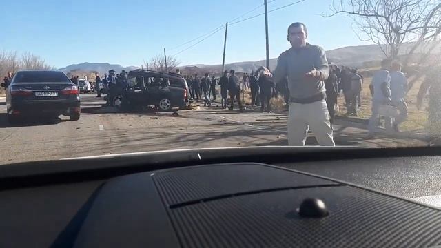 Автокатастрофе в Вахдат смотреть онлайн