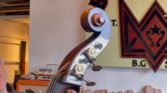 BLAST CULT ONE4FIVE Double Bass Deluxe + Locking Tuners смотреть онлайн