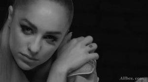 Мари Краймбрери - Я хочу твою фамилию