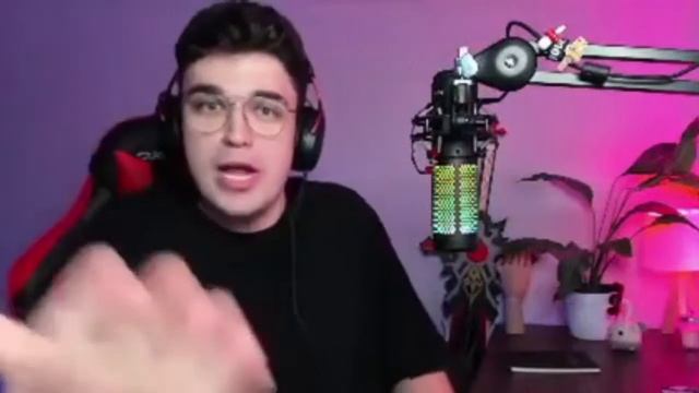 У Акса стонут на стриме! смотреть онлайн