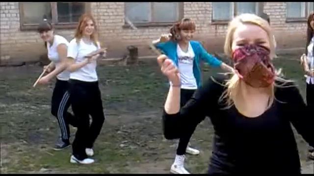 Наша школьная жизнь в селе Тамбовка (Ашулук). смотреть онлайн