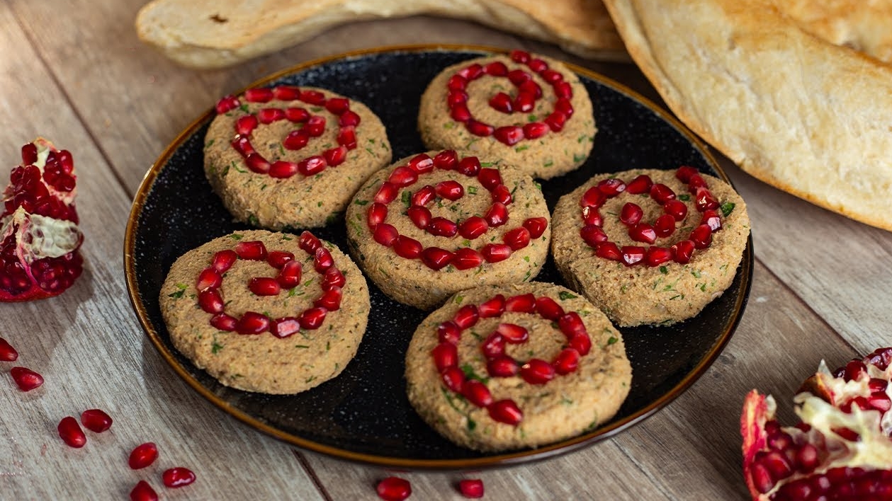 Пхали из фасоли. Грузинский салат из фасоли и орехов. смотреть онлайн