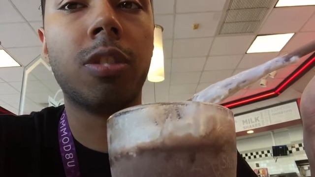 Food Chain Reviews #2: Steak 'n Shake Double Steakburger & Dark Chocolate Milkshake (Rosemont, IL) смотреть онлайн
