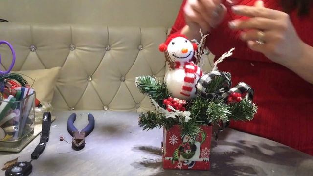 Christmas arrangement in a box | Dollar Tree DIY gift ideas | UNDER $5! смотреть онлайн