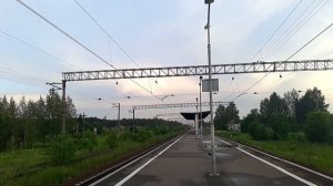 Тепловоз 2М62  -  0802 на платформе «Дивенская» + приветливый машинист (19.06.2020).