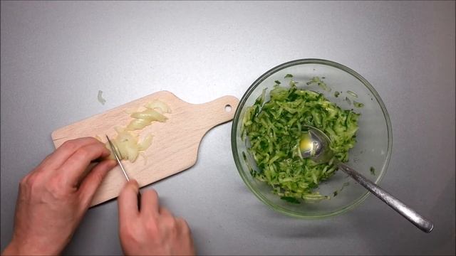Okurkový salát jako příloha k jídlu recept смотреть онлайн