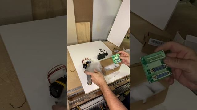 Unboxing a Laser Tree 80 watt Laser Head смотреть онлайн