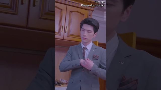 【Full Ver】She just wanted his money and got fake married to him, but he was addicted to her смотреть онлайн