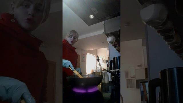 Типа повар😔
Конец грустный простите!😔😔😔😥 смотреть онлайн