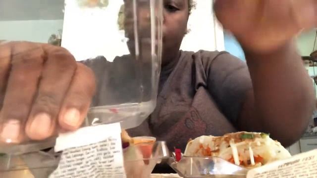Whole Foods Market sushi mukbang смотреть онлайн