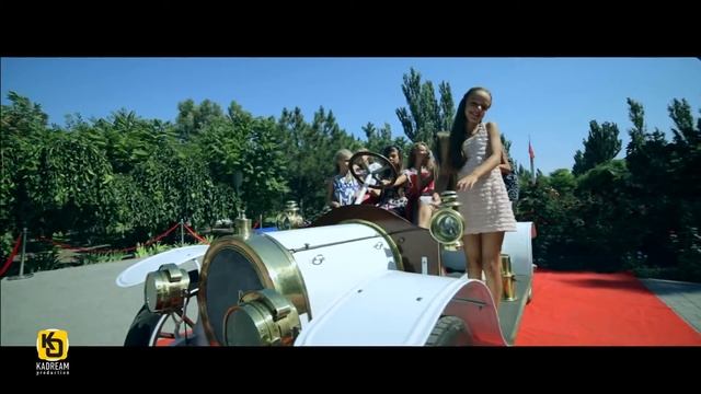 Mayban-System & Kiralina Liss "Нужно просто оставаться детьми" ДЗОО Гагарина Приморск смотреть онлайн