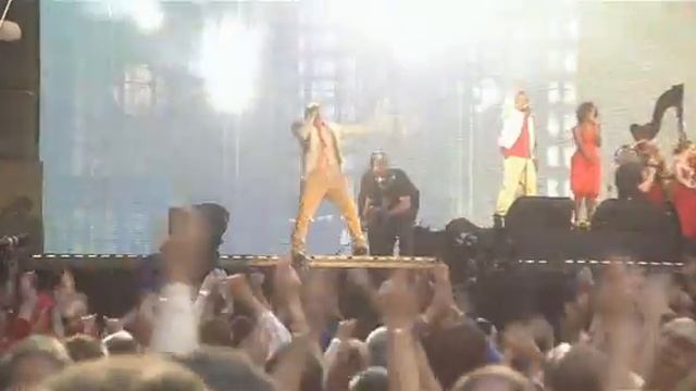 kanye west live at concert for diana 01 07 07 смотреть онлайн