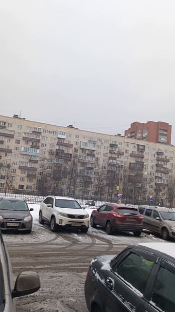 Красногвард район, Хасанский рынок