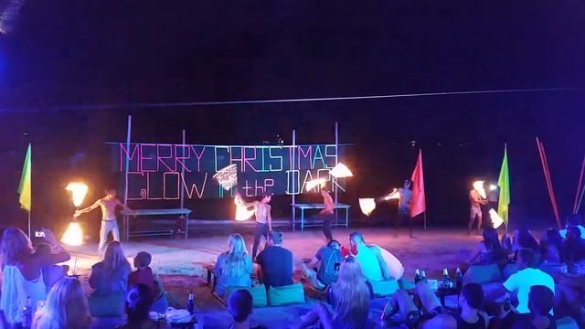 JoLo: Fireshow @ Lotus Bar Koh Tao смотреть онлайн