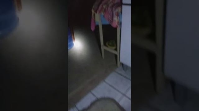 Água da chuva que entrou dentro de casa ontem a noite. смотреть онлайн