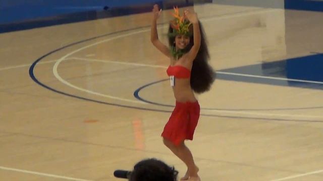 Jen at Hura Tahiti 2015 Round 1 смотреть онлайн
