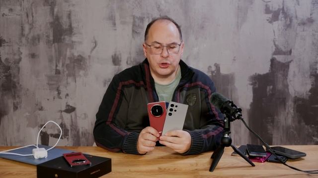 Обзор Huawei Mate X6 - гибкий смартфон с отличными камерами смотреть онлайн