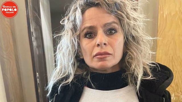 Pamela Mastropietro: la madre in Aula con le foto della figlia sulla t-shirt смотреть онлайн