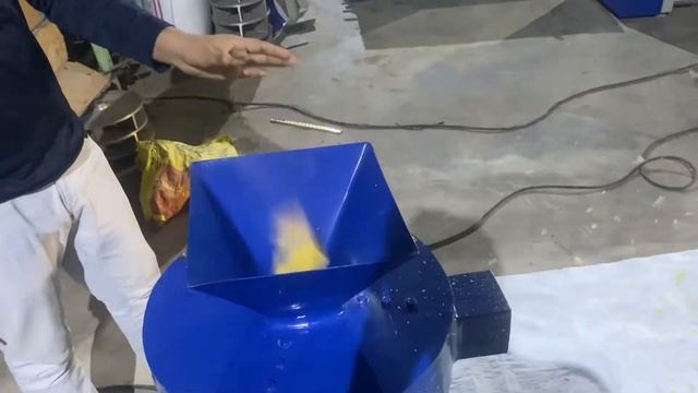 FOAM WASTE SHREDDER MACHINE смотреть онлайн