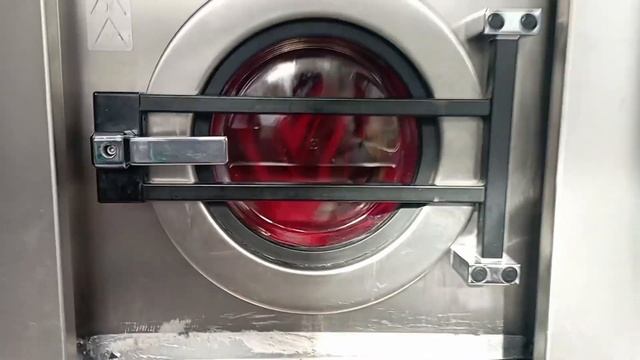 Electrolux Wascator WE125MP & Electrolux TT300 Gas Dryer