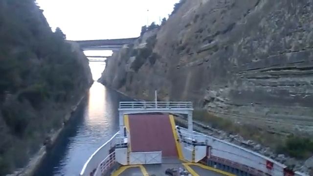 NIKOLAOS A DIASXIZONTA TIN DIORIGA TIS KARINTHOY смотреть онлайн