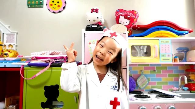 아빠! 사탕 너무 많이 먹지 마세요. 리원이의 재밌는 치과 의사놀이 병원놀이 장난감 놀이 Funny hospital play RIWORLD 리원세상 смотреть онлайн