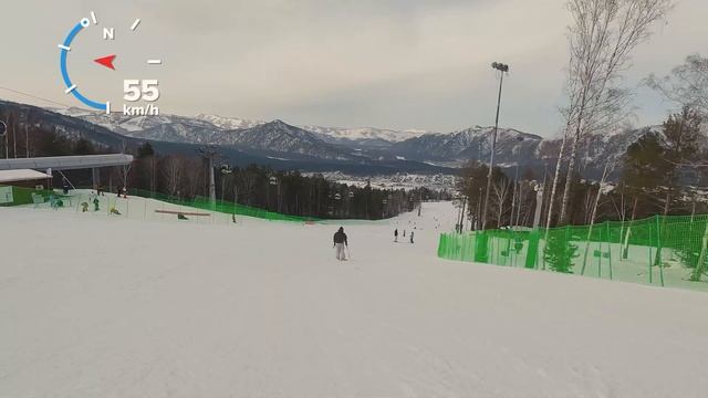 Манжерок - вот как нужно кататься! Лютый спуск лыжника по трассам разных цветов с заездом в сноупарк смотреть онлайн