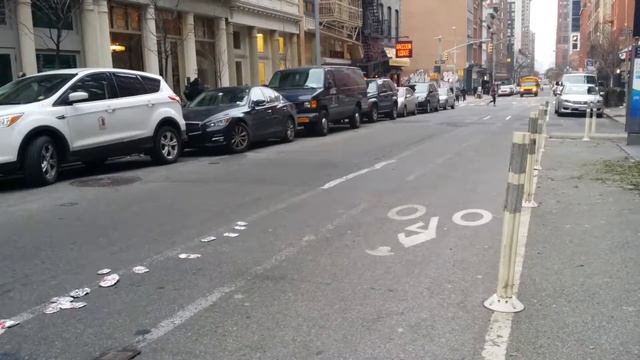 Janet Nolan "cans in traffic" смотреть онлайн