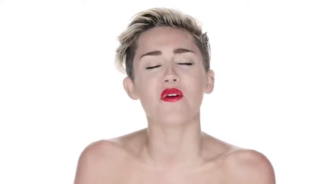 Artemka - Wrecking Ball feat. Miley Cyrus смотреть онлайн