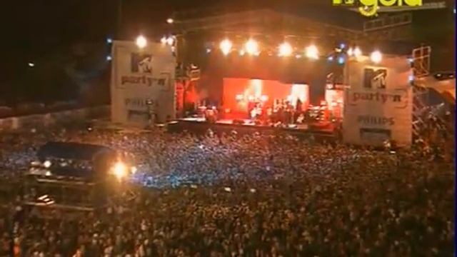 Red Hot Chili Peppers Live In Moscow , Red Plaza 1999.avi