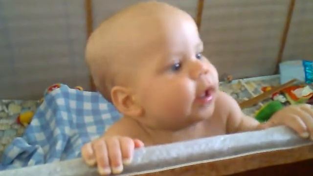 Олег стоит ;) смотреть онлайн