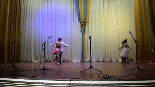 Вальс- танець на пісню "Мамо".Аркадій Войтюк. смотреть онлайн