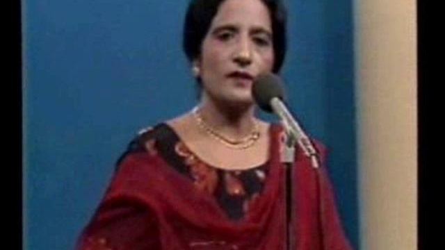 Surinder Kaur - Ve gal sun deora смотреть онлайн