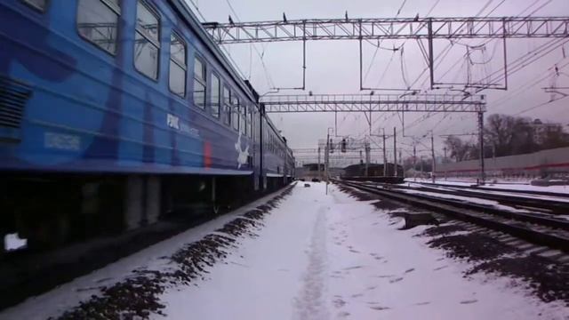 Два экспресса параллельно следуют резервом в депо Железнодорожная смотреть онлайн