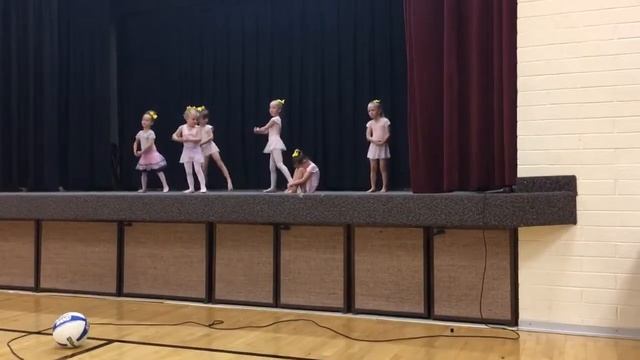 Iva's dance recital смотреть онлайн