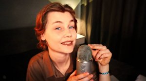 💤АСМР неразборчивый близкий шепот + звуки рук