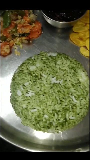 keerai sadham/ carrot & beans poriyal/ Mango pachadi/ banana chips#keerai #healthy #mangapachadi смотреть онлайн