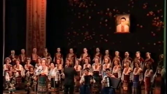 Черкаський народний хор. "Мамина вишня" (солісти Ольга Павловська, Тетяна Іванова). 1998 смотреть онлайн