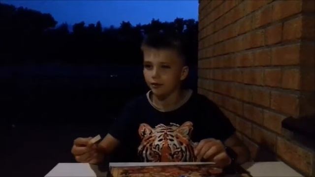 Пробуем Меллер и жвачки смотреть онлайн