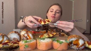 🍿 🍣 ОГРОМНЕЙШИЕ РОЛЛЫ 🤤 МУКБАНГ 👌🏻 ОБ ИПОТЕКЕ,МЕТРО И МАКИЯЖЕ 90-ЫХ 💄👄💃🏻