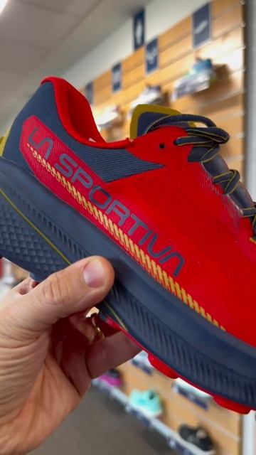 Трейловая модель La Sportiva Prodigio смотреть онлайн