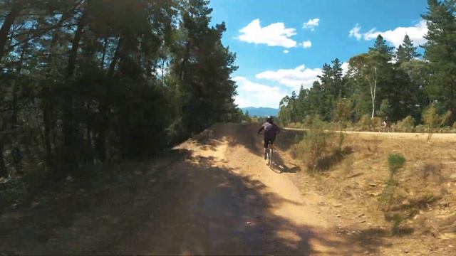 Mystic MTB | Bright, VIC | Hero Trail | Shred Kelly (Feb 2022) смотреть онлайн