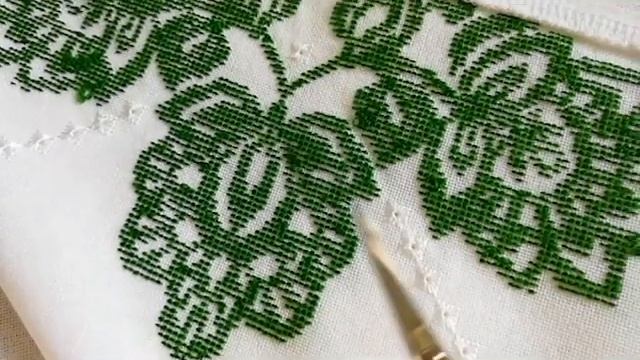 Вишита святкова сукня шовковими нитками/Hand made смотреть онлайн