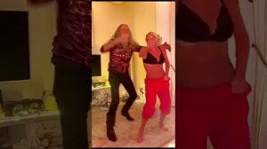 Пьяная Волочкова и Джигурда. ПОЗОРИЩЕ!!! Пьяные люди! Очередное позорное видео!!!#видео #ютуб #рек