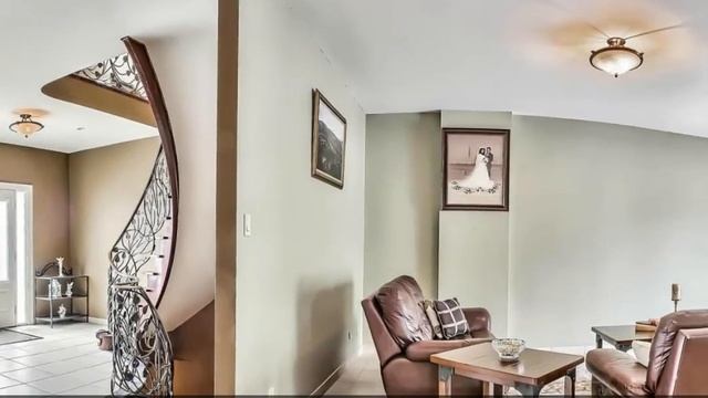 36 Amaron Avenue, Etobicoke | Stefania Barbieri смотреть онлайн